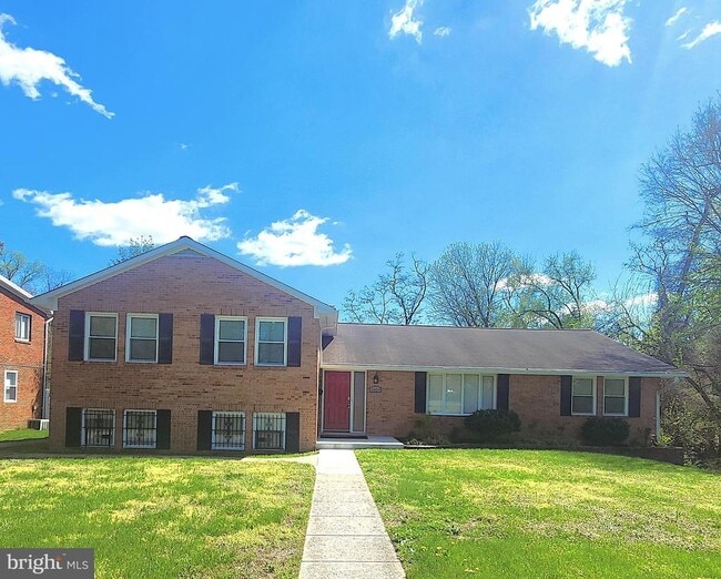 Building Photo - 5419 Sargent Rd