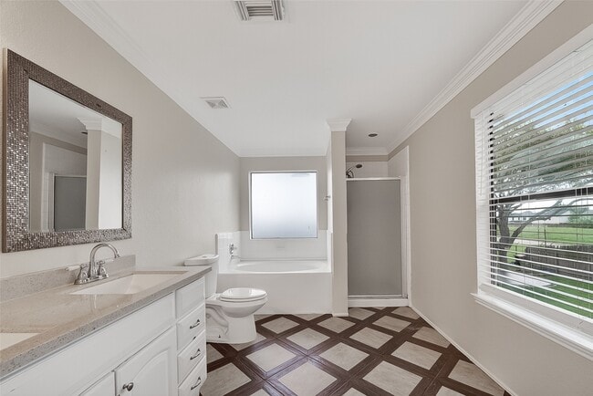 Building Photo - 16111 Soaring Eagle Dr