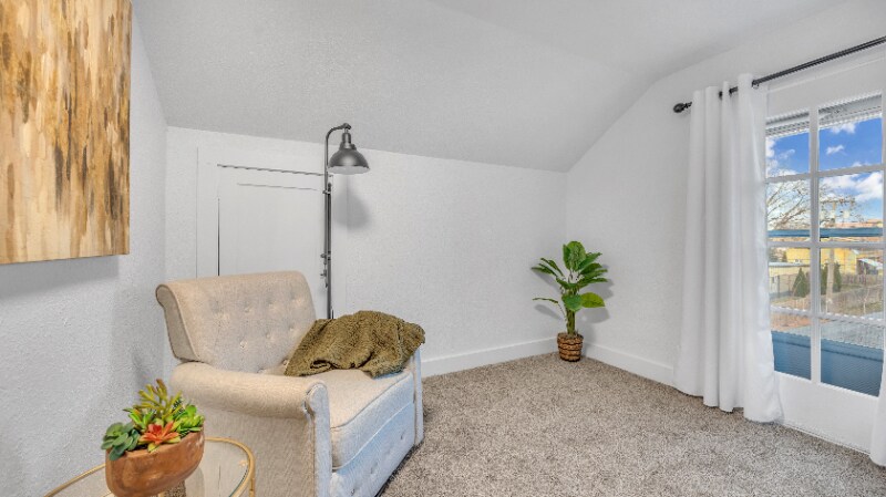 Building Photo - 715 N 14th St