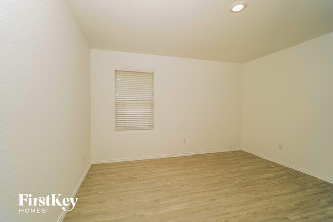 Building Photo - 13022 Rosemary Cove