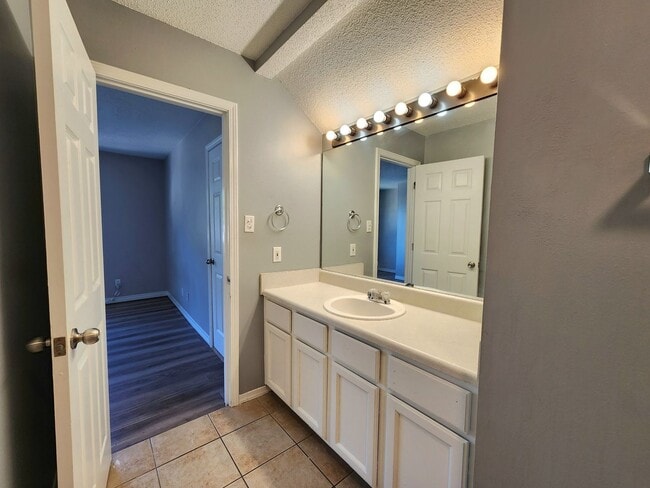 Building Photo - 3/3 available in Audubon Place in Foley