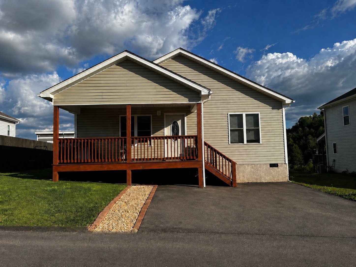 Building Photo - 180 Patriot Pl