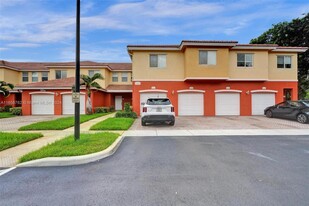 Building Photo - 7400 Palomino Dr