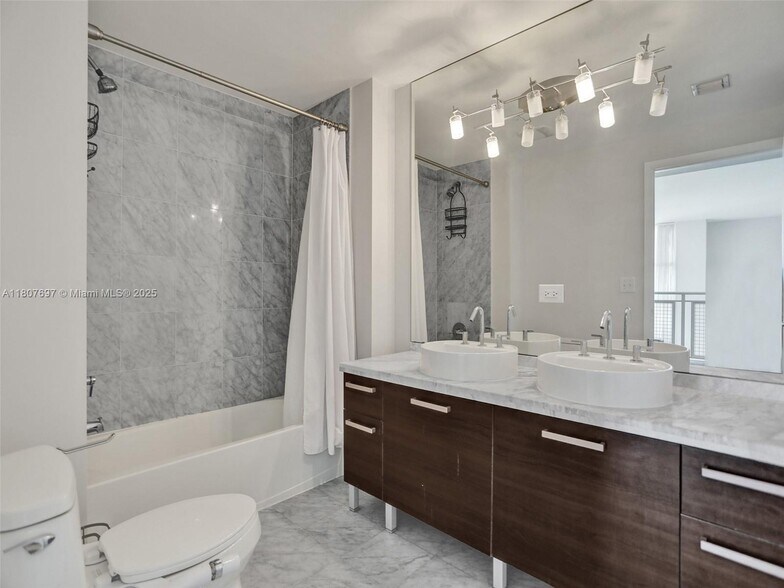 Building Photo - 244 Biscayne Blvd