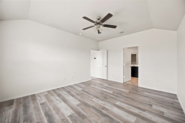 Building Photo - 22631 Busalla Trail