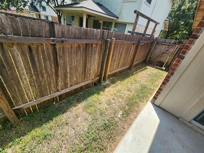 Building Photo - 11620 Paul E Anderson Dr