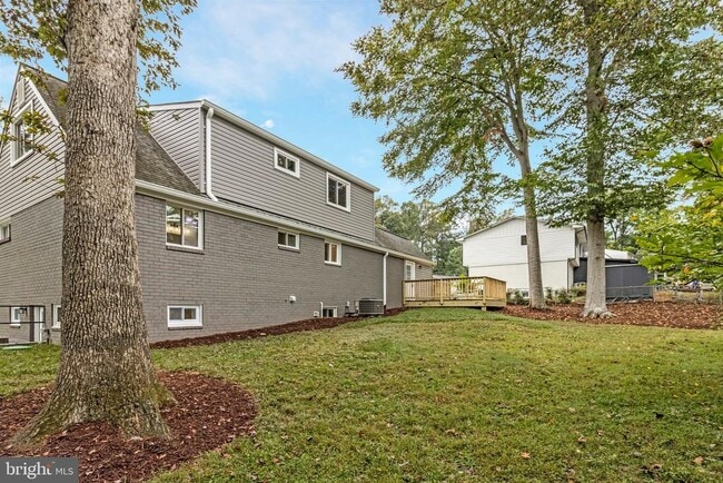 Building Photo - 5511 Callander Dr