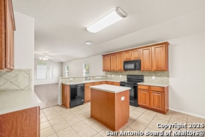 Building Photo - 703 Point Springs