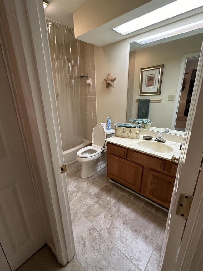 Building Photo - 1167 Turkey Foot Rd