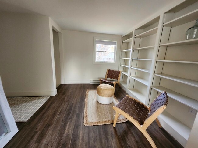 Building Photo - 17 Highland Terrace