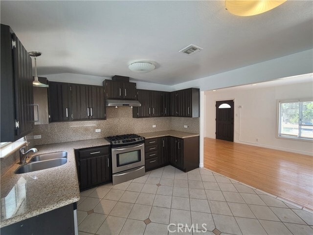 Primary Photo - 21912 Celes St