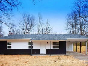 Building Photo - 54 Pheasant Run Dr