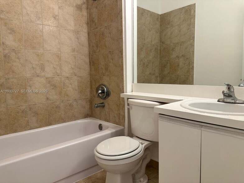 Building Photo - 891 Cypress Park Way