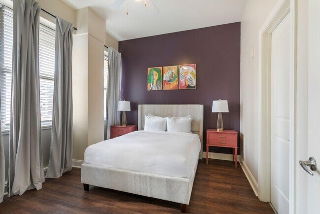 Building Photo - 925 Common St