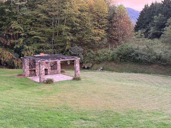 Building Photo - 97 Mulligan Dr