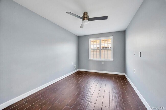 Building Photo - 102-20 Rockaway Beach Blvd