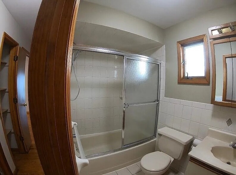 Building Photo - 150 Chestnut St