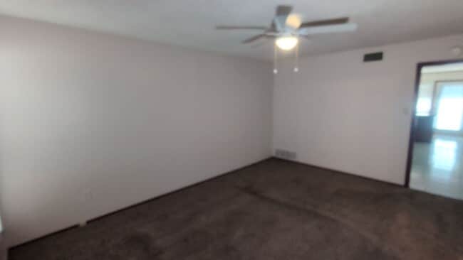 Building Photo - 3705 Fort Hunt Dr