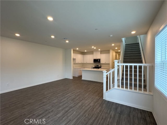 Building Photo - 4011 E Coronado Privado