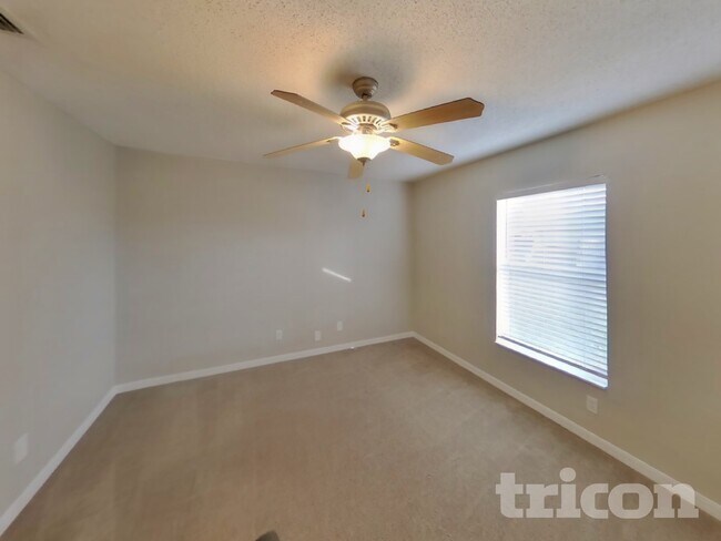 Building Photo - 4151 Candler Ave