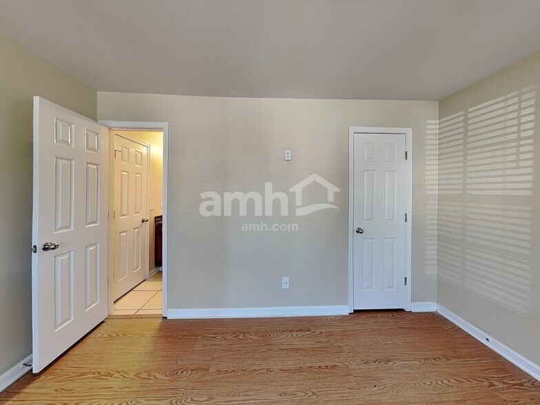 Building Photo - 3073 Running River Ct