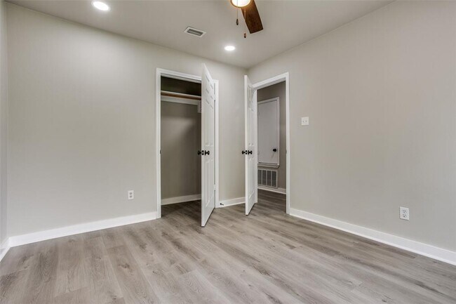 Building Photo - 517 Dusty Leather Ct