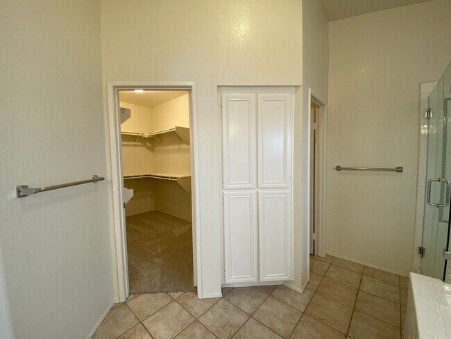 Building Photo - 29705 Nandina Dr