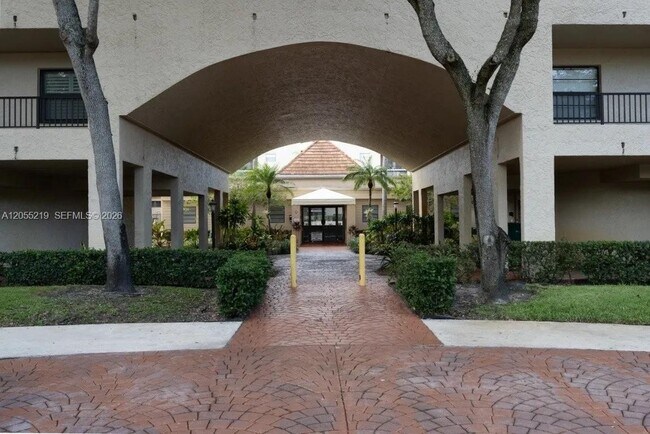 Building Photo - 10451 W Broward Blvd