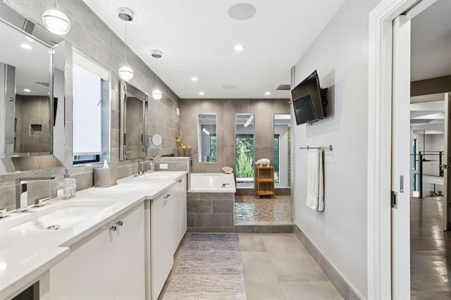 Building Photo - 2934 Maple Springs Blvd