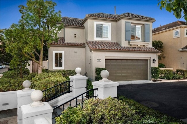 Building Photo - 20 Fecamp