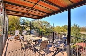 Upper Deck View of City - 1202 Newning Ave