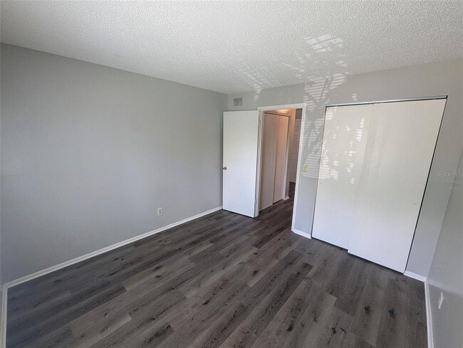 Building Photo - 228 Thorntree Pl