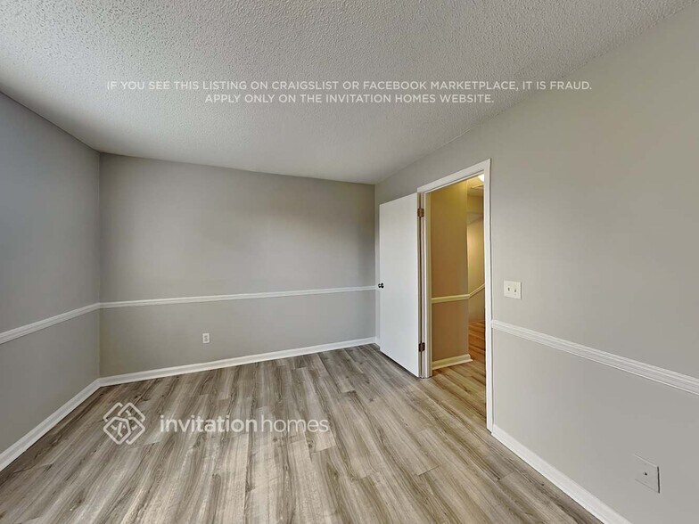 Building Photo - 10828 Losco Jct Dr