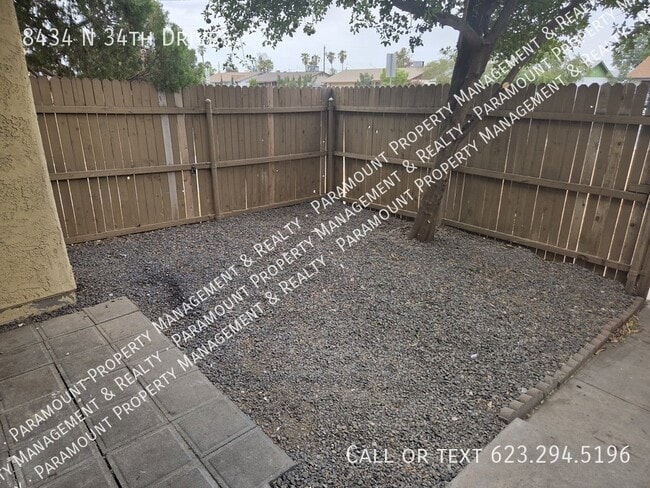 Building Photo - 8434 N 34th Dr