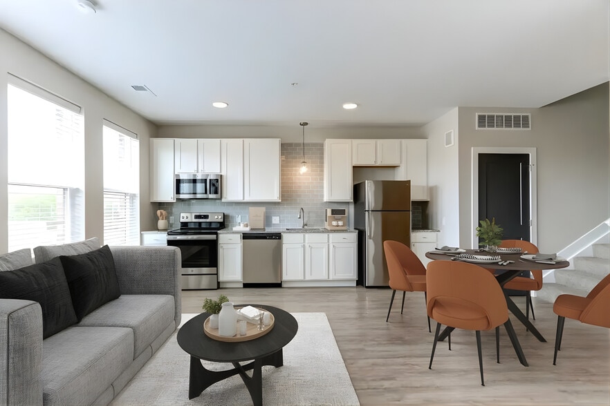 Primary Photo - Triumph Apartments