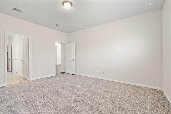 Building Photo - 104 Greenthread Dr