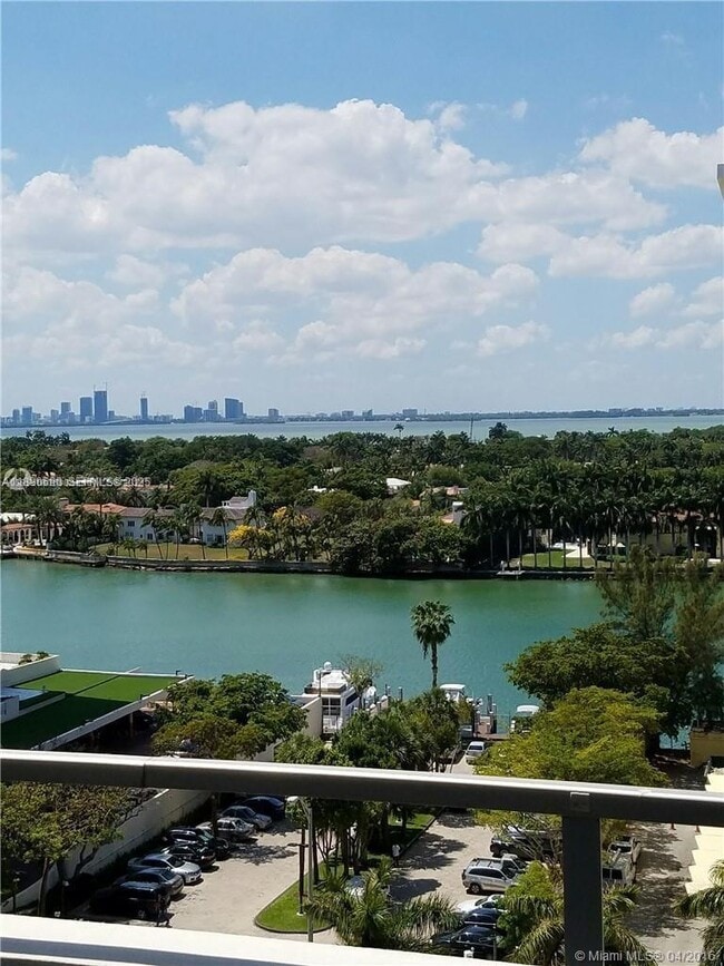 Building Photo - 5555 Collins Ave