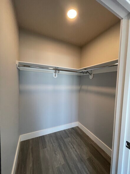 Building Photo - 367 Western Ave