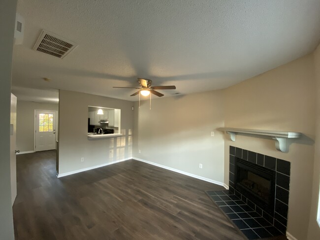 Living Room - 126 Mesa Ln