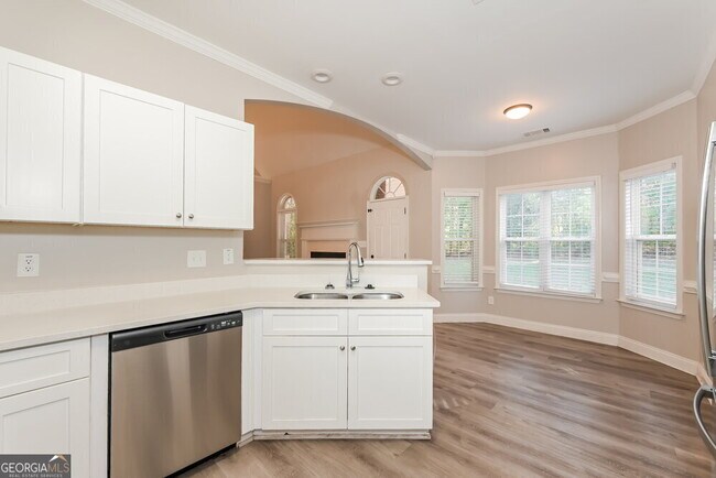 Building Photo - 3706 Weeping Way SW