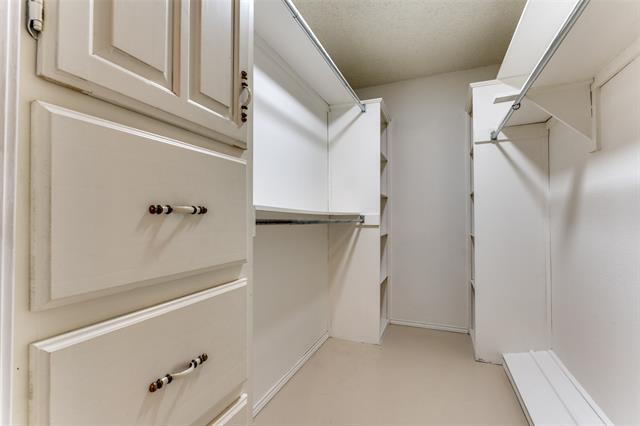 Building Photo - 2917 Fladger Dr