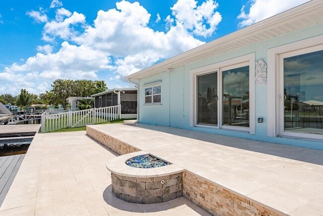 Building Photo - 4845 Shell Stream Blvd