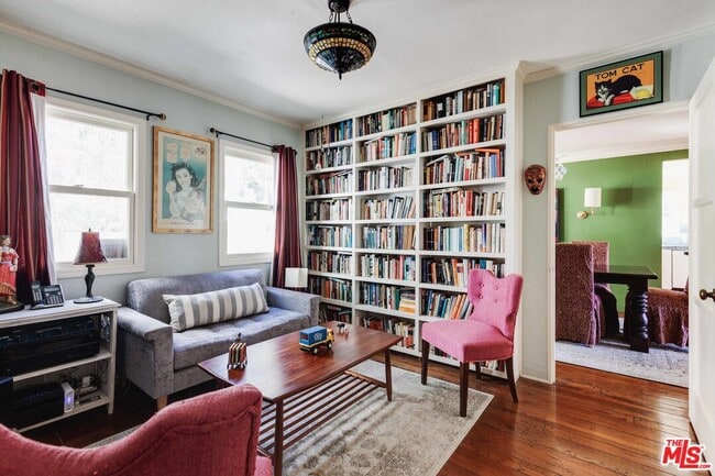 Building Photo - 3024 Angus St