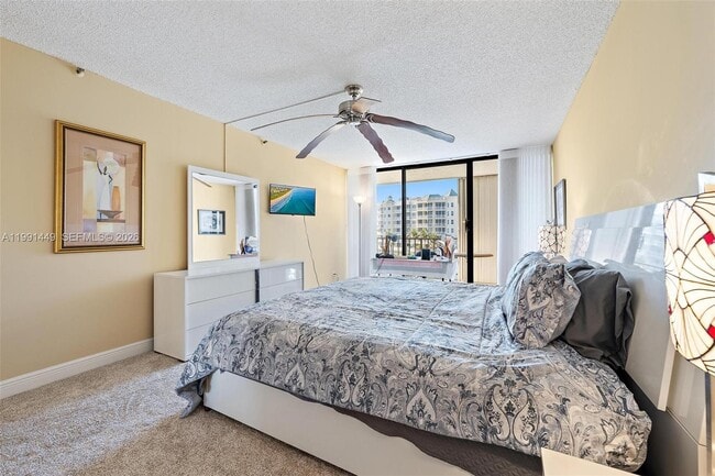 Building Photo - 1300 Jimmy Buffett Mem Hwy