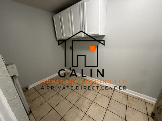 Building Photo - 1502 E 31st St