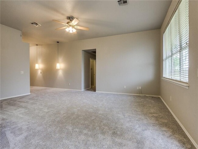 Building Photo - 16216 Seminole Dr