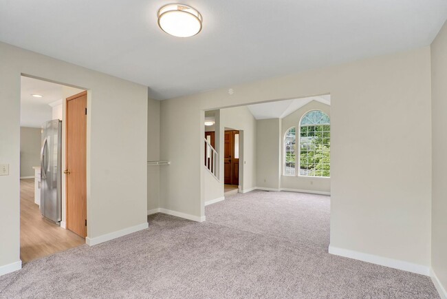 Building Photo - 3 Bedroom Home in Lake Stevens!