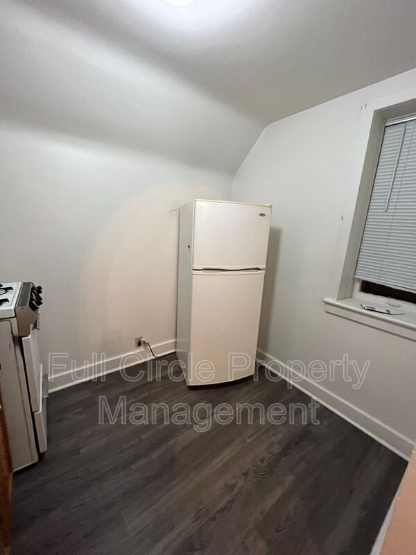 Building Photo - 2419 F St