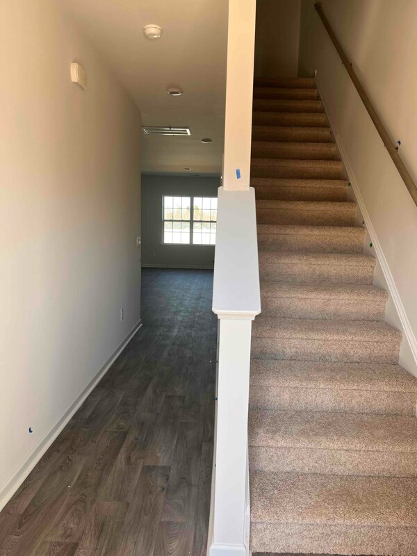 Building Photo - 1911 Frost Dr