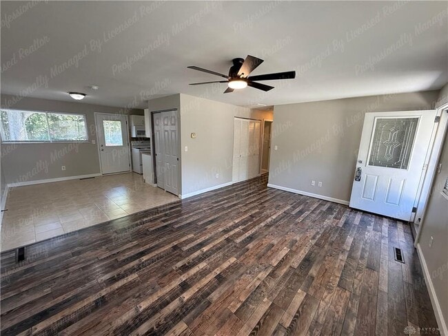 Building Photo - 5678 Tomberg St